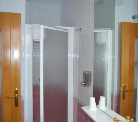 Alina 坎加斯德尔纳尔塞亚